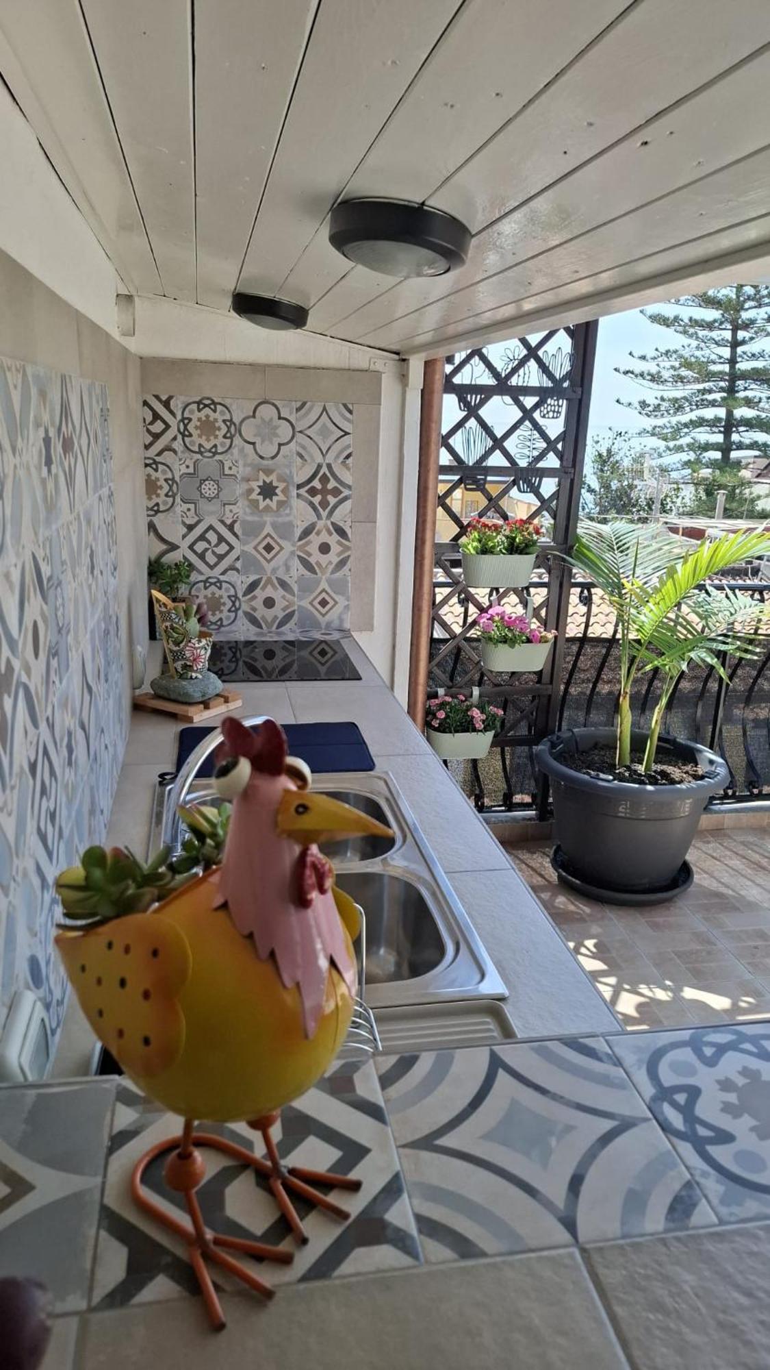 Ferienwohnung Terrazza Enjoy Letojanni Exterior foto